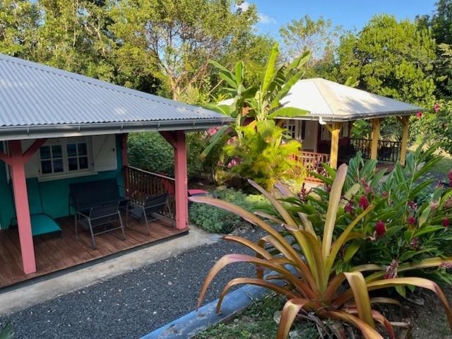 Jardin Des Anges-Bungalows Creoles Et Studio Льо Мул Екстериор снимка